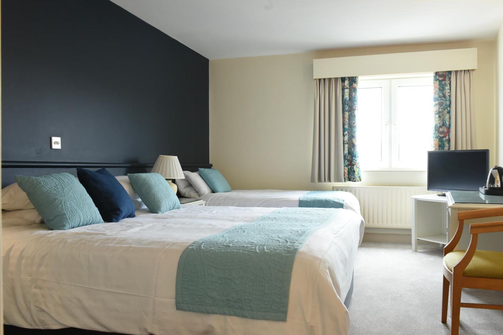 The Lough & Quay Accommodation Town Centre Warrenpoint Dış mekan fotoğraf