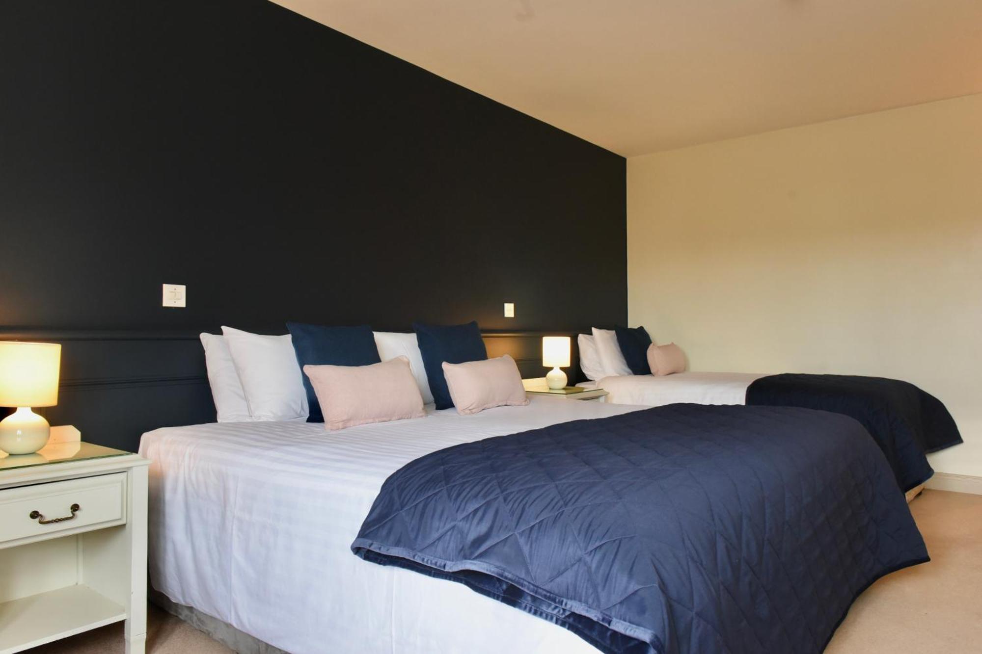 The Lough & Quay Accommodation Town Centre Warrenpoint Dış mekan fotoğraf