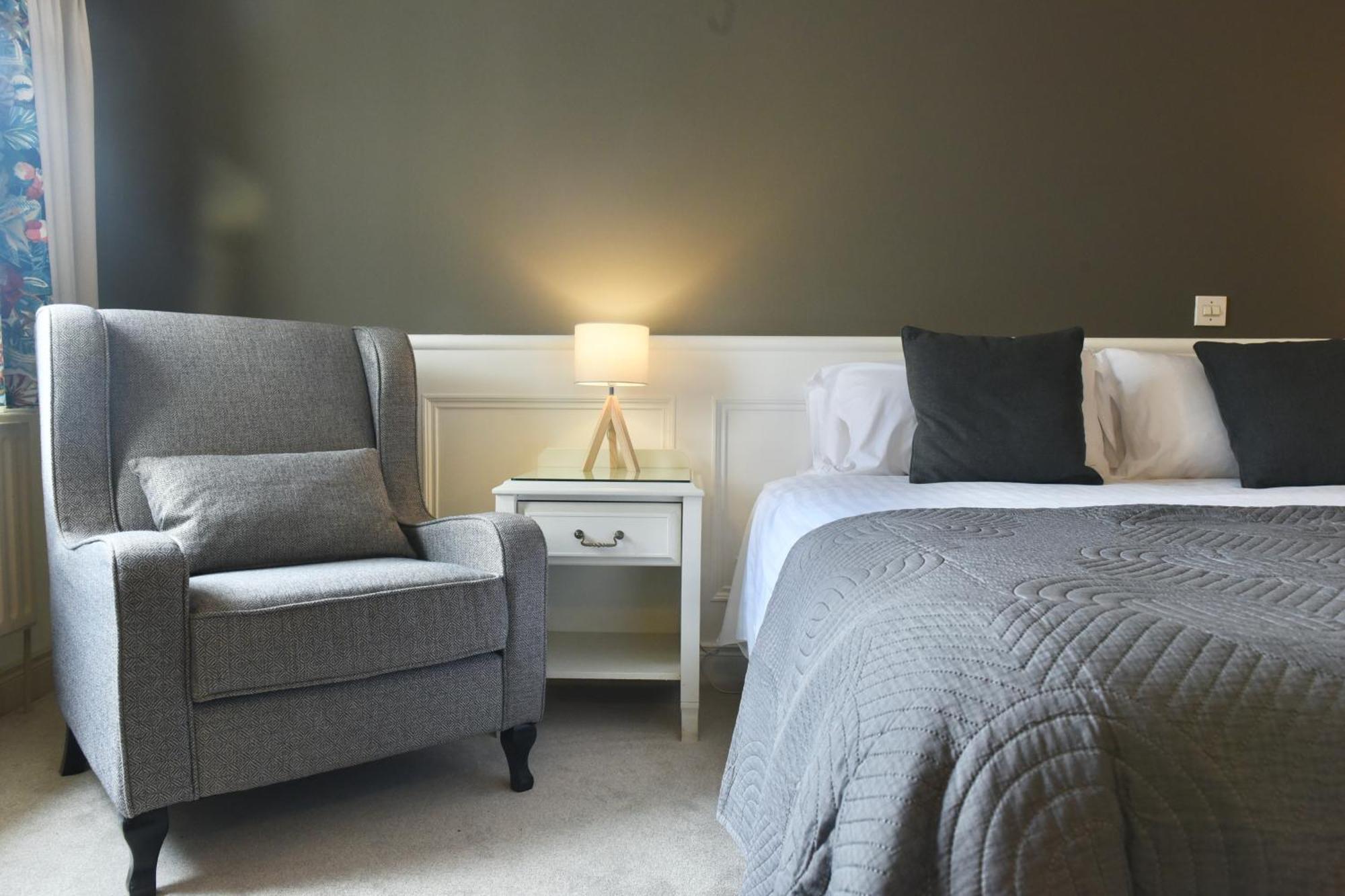 The Lough & Quay Accommodation Town Centre Warrenpoint Dış mekan fotoğraf