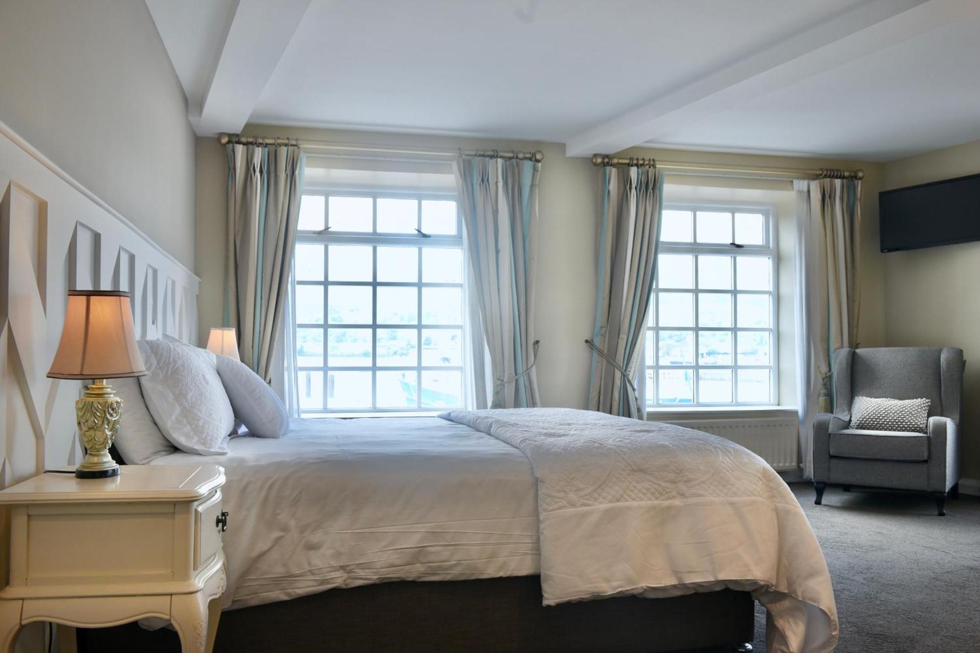The Lough & Quay Accommodation Town Centre Warrenpoint Dış mekan fotoğraf