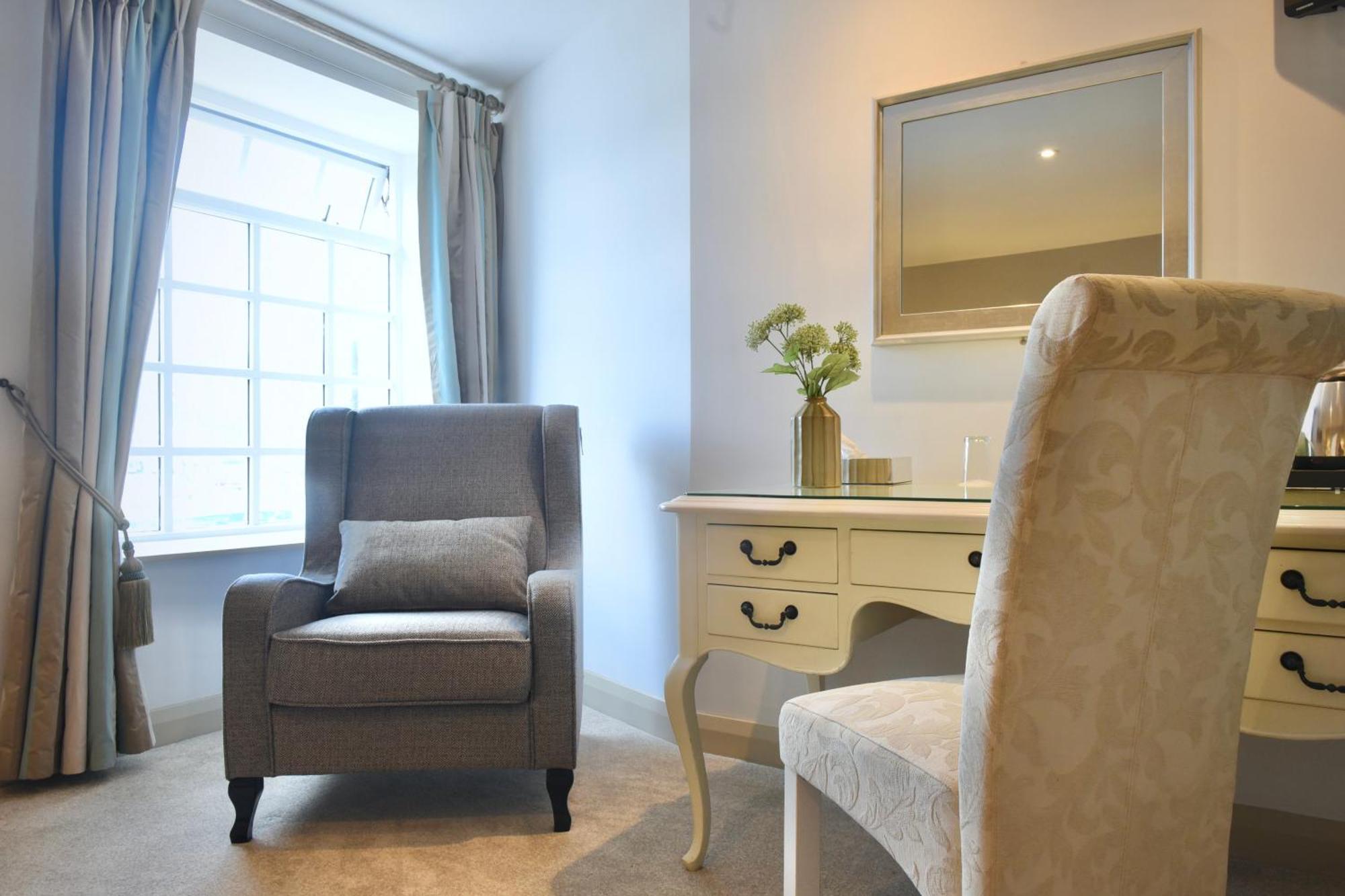 The Lough & Quay Accommodation Town Centre Warrenpoint Dış mekan fotoğraf